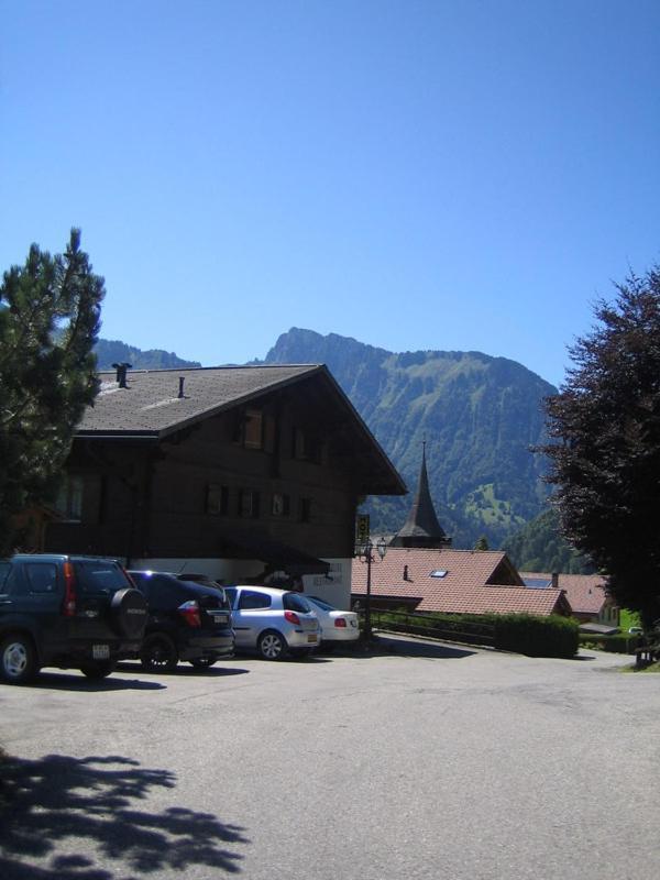 Hotel Elite B&B Rossiniere Exterior photo